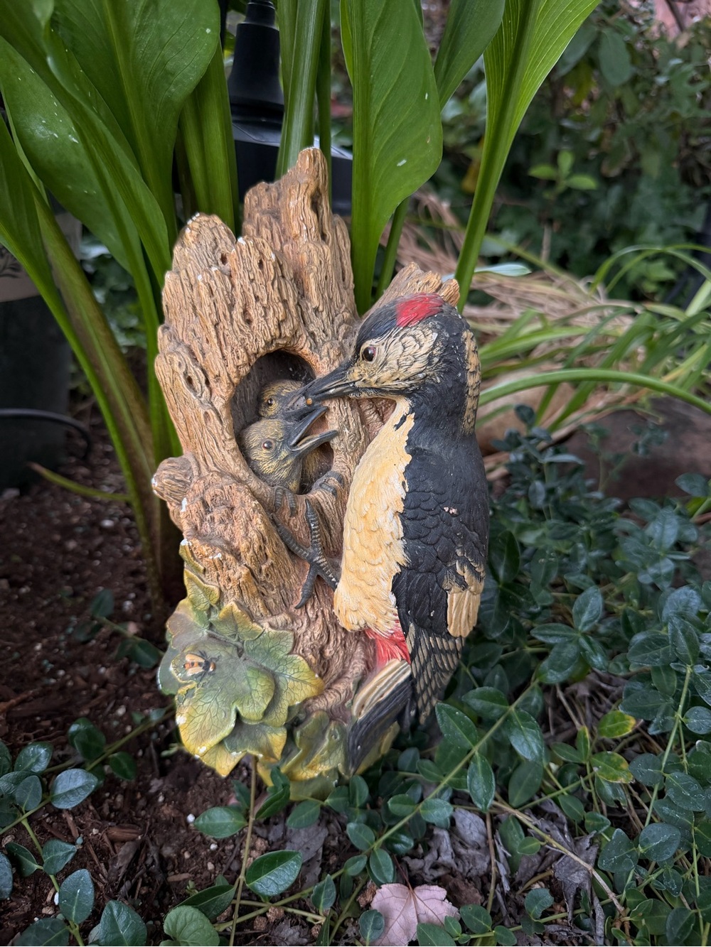 VTG 1968 BOSSONS ENGLAND BIRD CHALKWARE BABY BIRDS NEST HEAD CHALK WALL PLAQUE